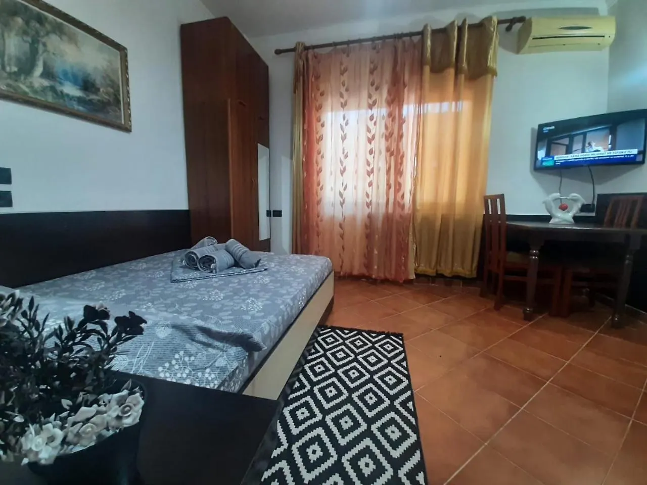 Nice And Quite Apparament C Tirana